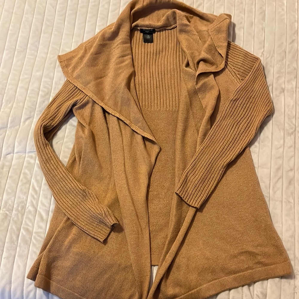 Beautiful cardigan by Ann Taylor